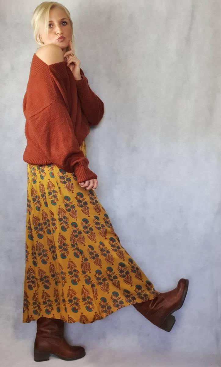 Gelbe Kleider Boho Outfit für den Frühling Gelbes Kleid Hippie Style