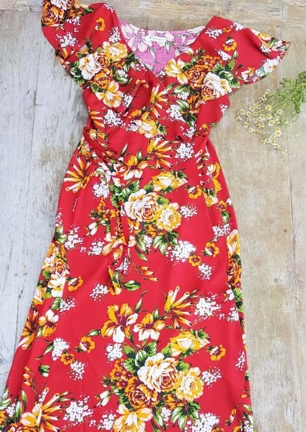 Red summer dress with Flowers