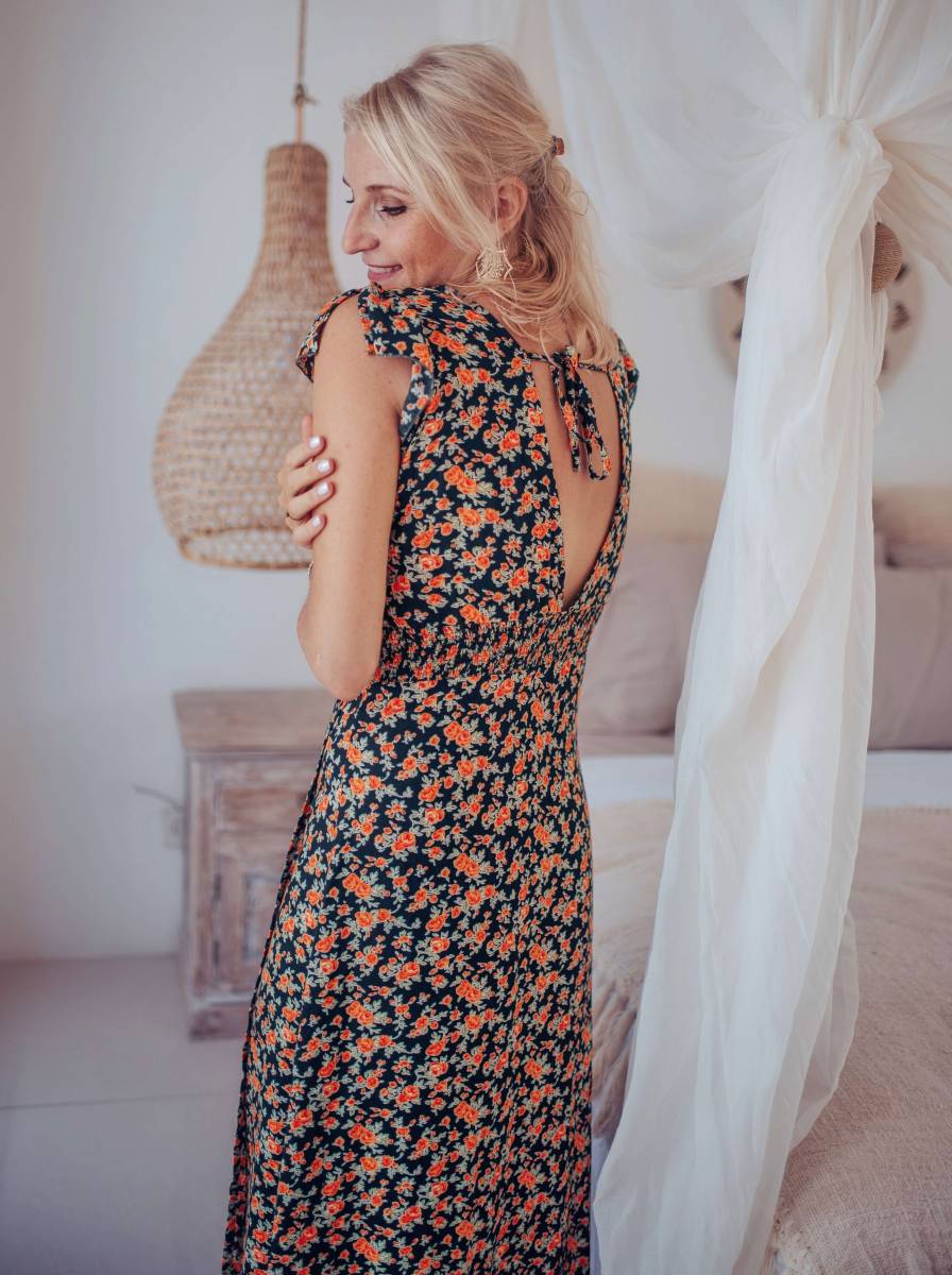 Boho Maxikleid mit Schlitz und tiefem Rückenausschnitt Sommerkleid mit Blumen Sommer Kleid Rückenfrei