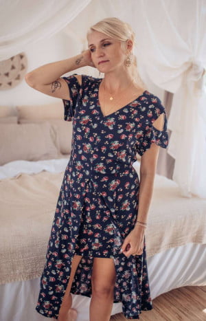 produkt bild Cut out dress asymmetrical knee length with flowers in dark blue rose print