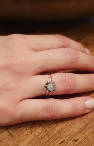produkt bild Feiner Ring Sonne aus Silber 925 Handgefertigt in Bali Mondstein Bohemian Style
