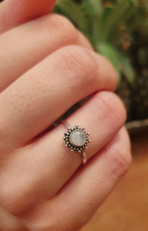 produkt bild Feiner Ring Sonne aus Silber 925 Handgefertigt in Bali Mondstein Bohemian Style