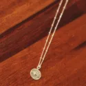Silber Münz Halskette Schützedes Auge Mondstein Medaillon Schmuck aus Bali Handgefertigt (1)