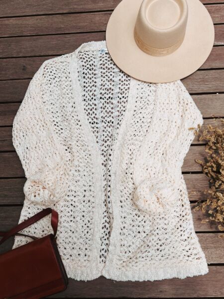 Boho Strickjacke Wollweiss