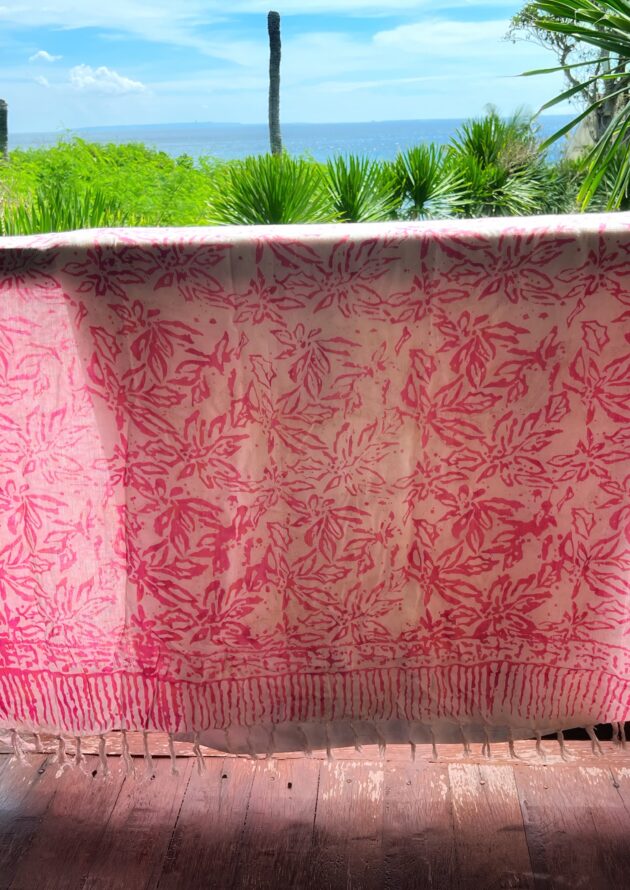 Bali Batik Sarong Rosa Pink Blumen Rosa