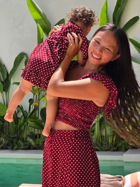 Mother-Daughter-Matching-Outfit