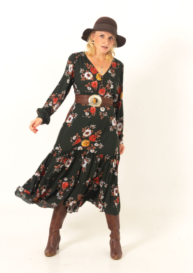 Dunkelgrünes-Boho-Blumenkleid-Langarm